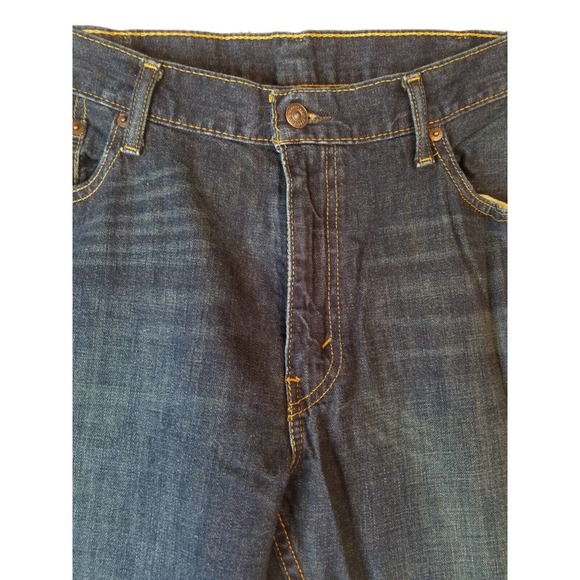 Levi's 514 Men Jeans Size 38x30 Blue Straight‎ Leg Blue Denim Jeans - Picture 4 of 8